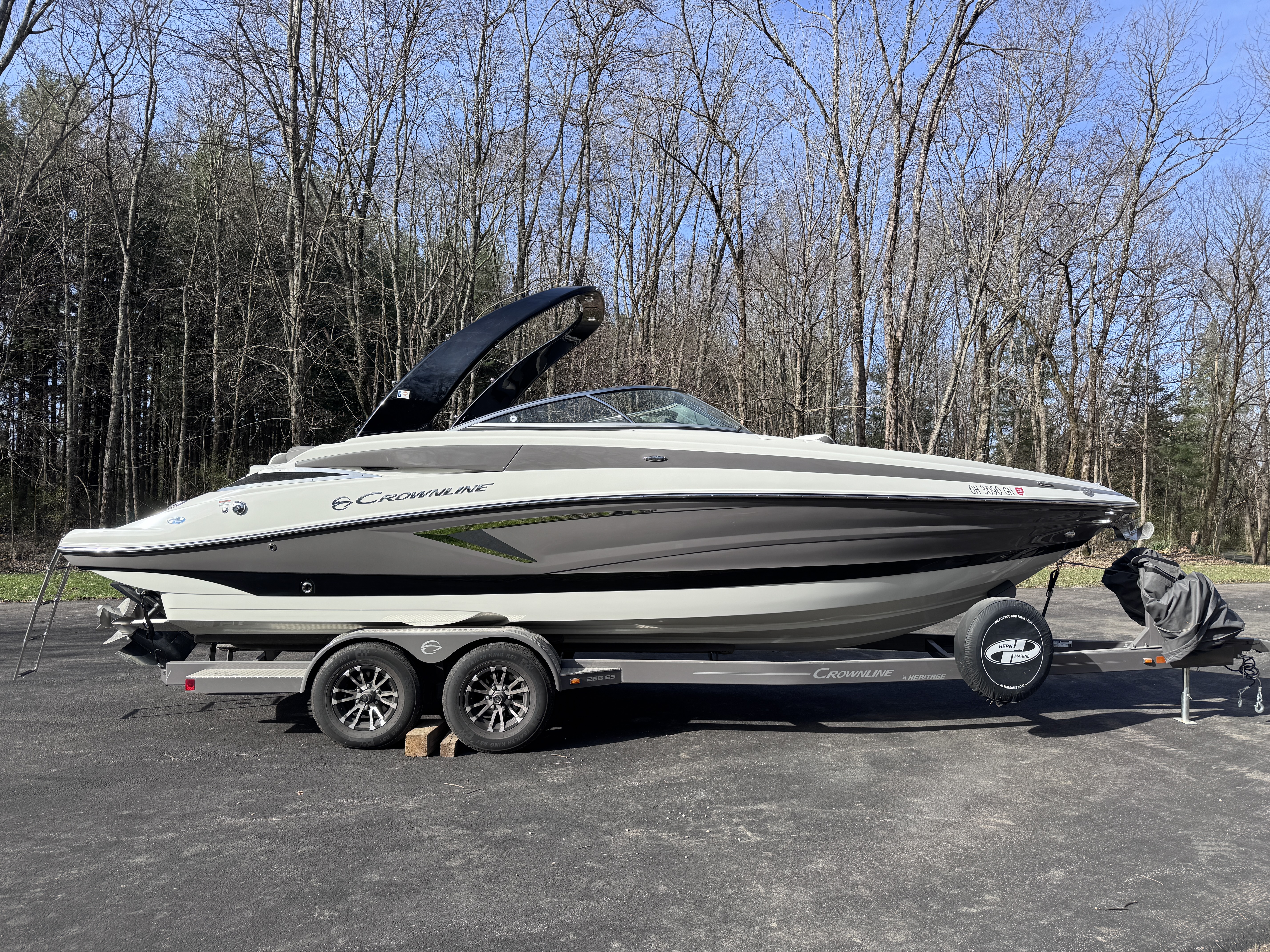 2022 Crownline 265 SS