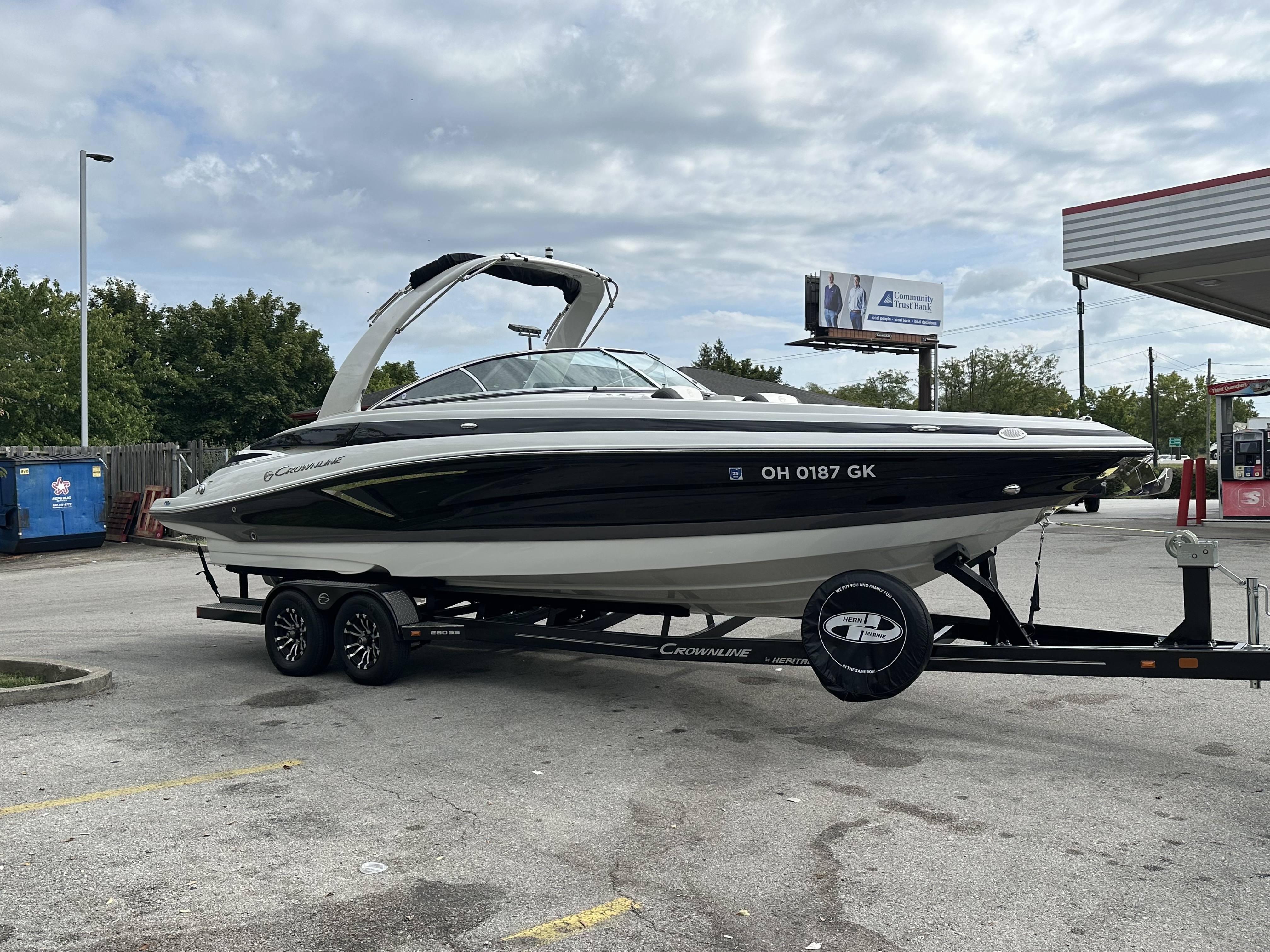 2022 Crownline 280 SS