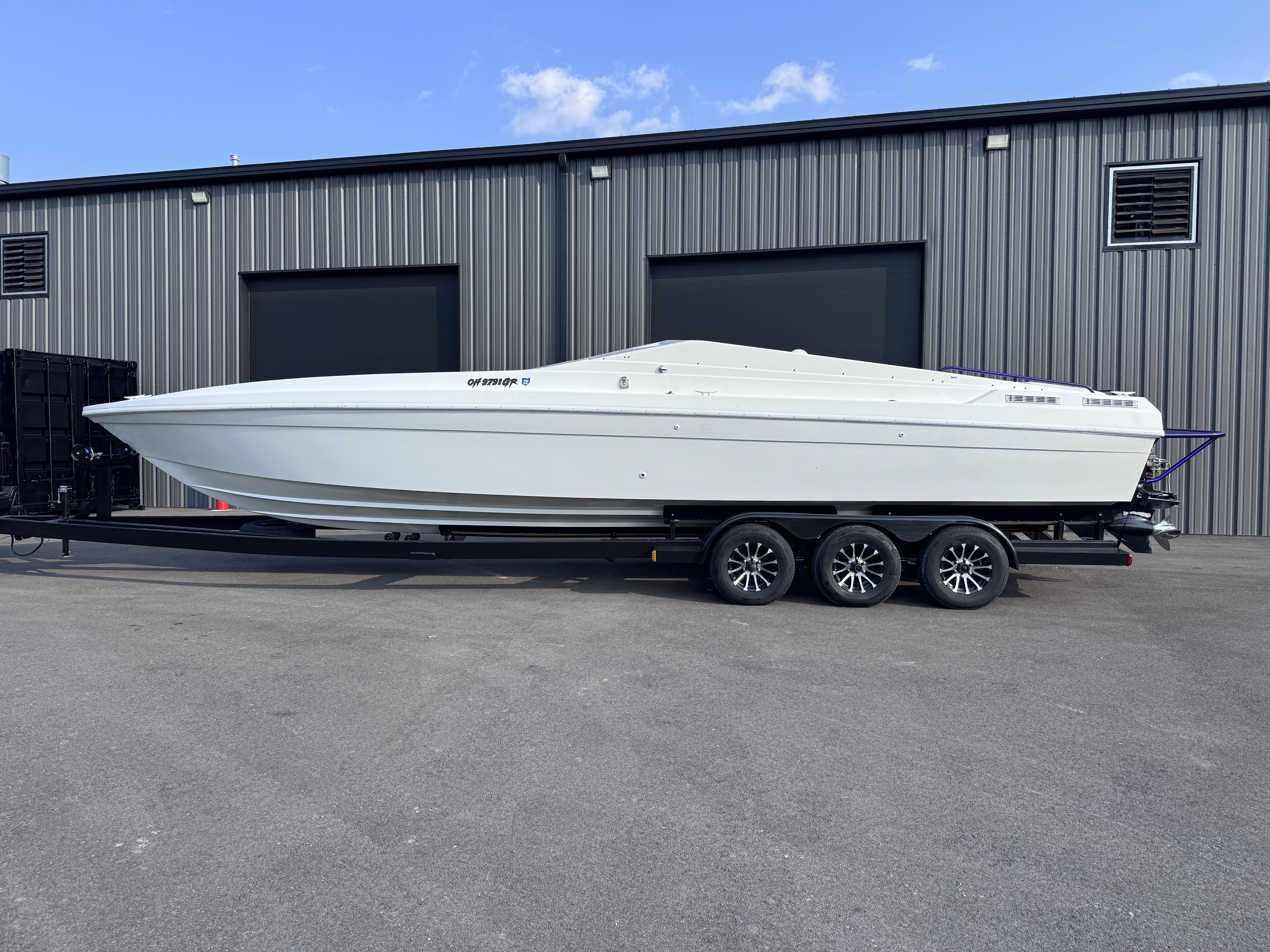 1999 Active Thunder 32