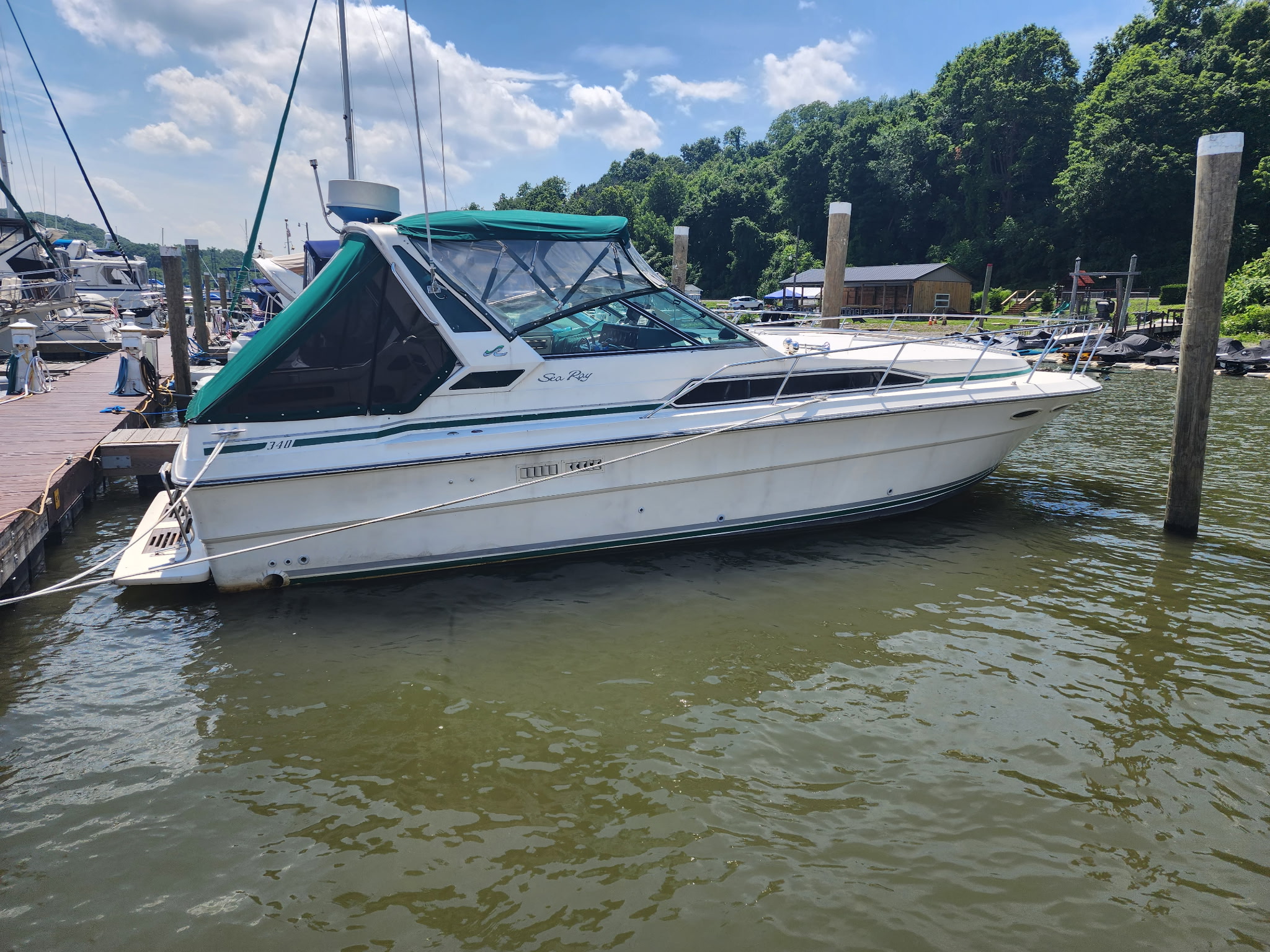 1987 Sea Ray Express Cruiser
